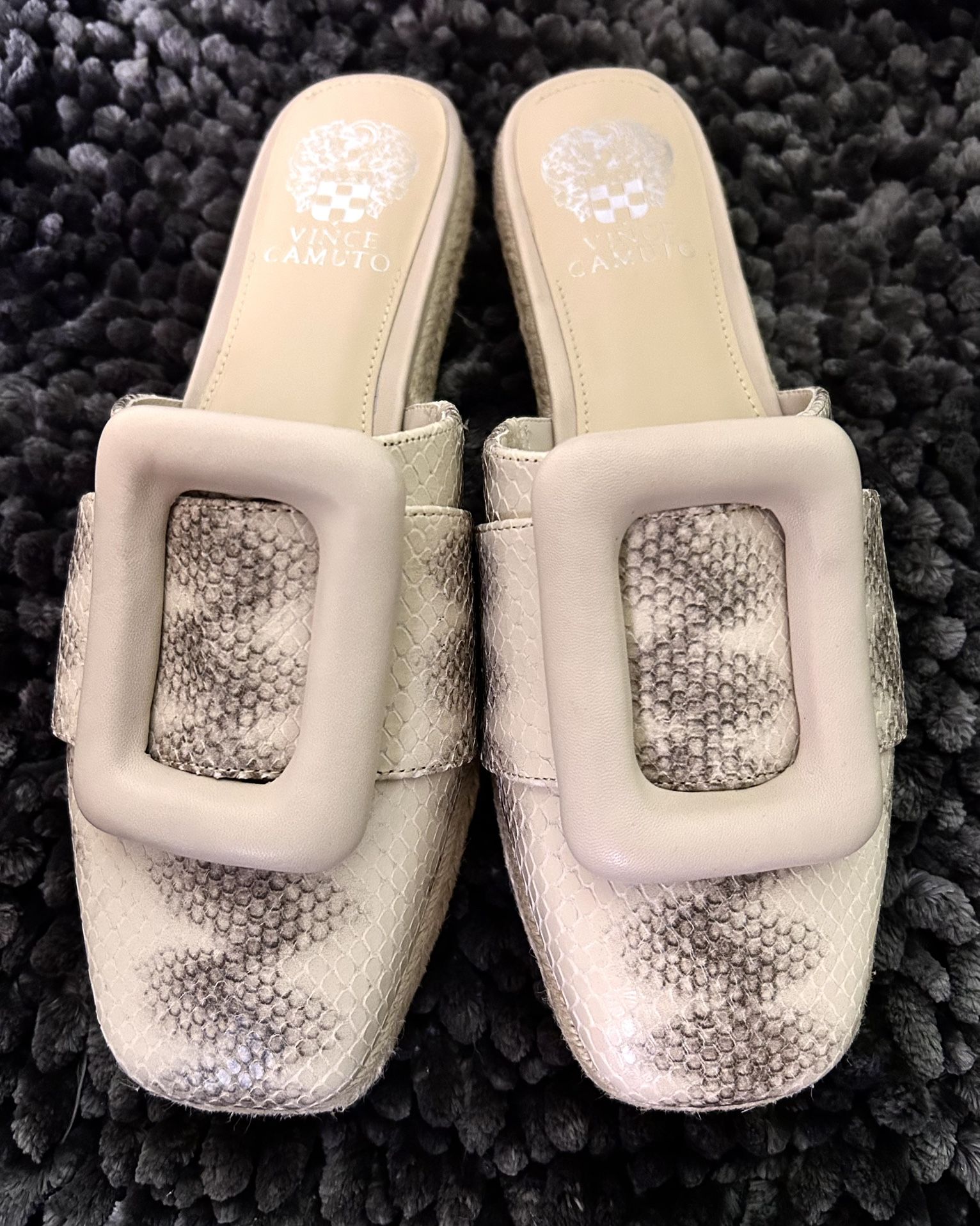 Brand newVince Camuto leather Snakeskin JinAnnie Espadrille Sandals/flats/shoes Size 7.5