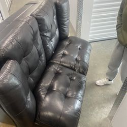 Small lightweight sofa / couch / loveseat/ pick up in orting 