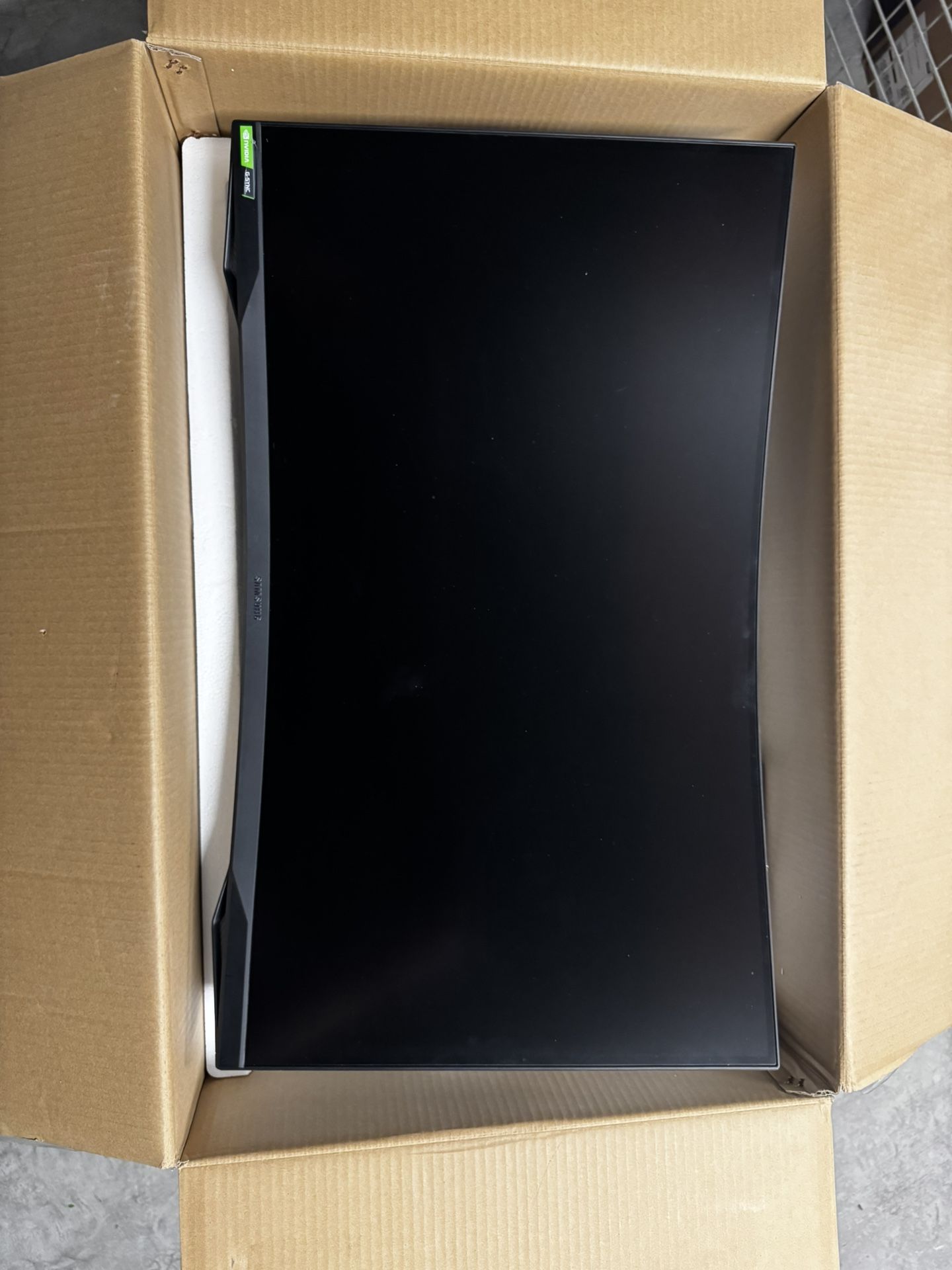 Odyssey 32” G7 Samsung Curved Monitor
