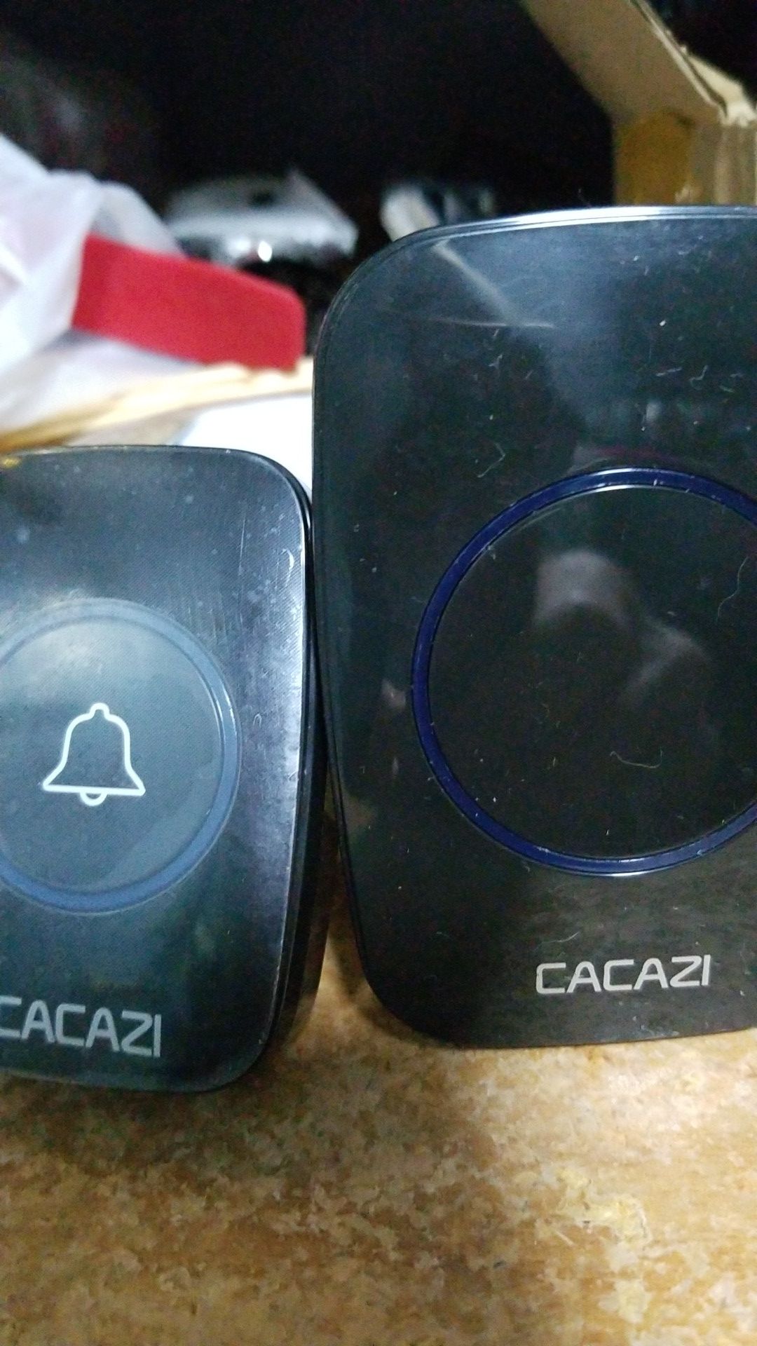 Cacazi door bell has dozen on songs