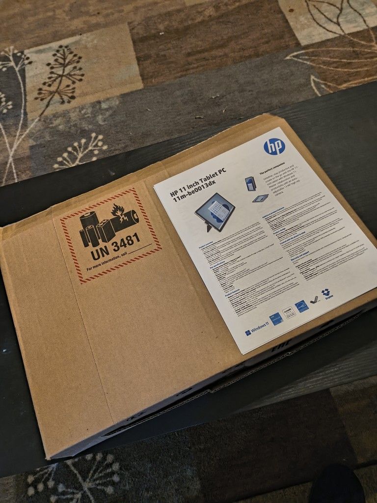 New HP 11-inch Laptop/Tablet 2 in 1 Touchscreen 2.1K IPS Intel Pentium Silver N6000 2.5GHZ 4GB 128GB W11H