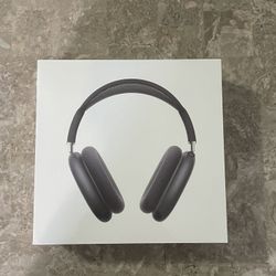 Black AirPods Max’s 