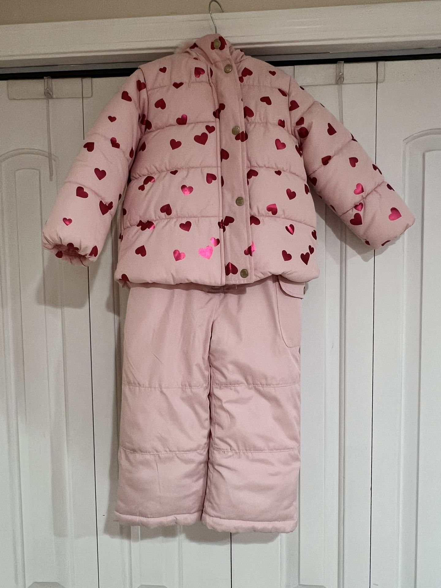 Bundle of Carter’s Pink Foil Heart 2 Piece Snow Suit Size 4T