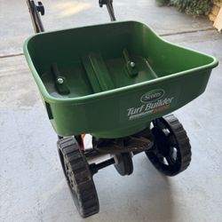 Scotts Turf Builder EdgeGuard Mini Broadcast Spreader