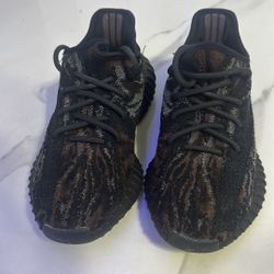 Adidas Yeezy Shoes 
