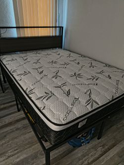 Queen size bed