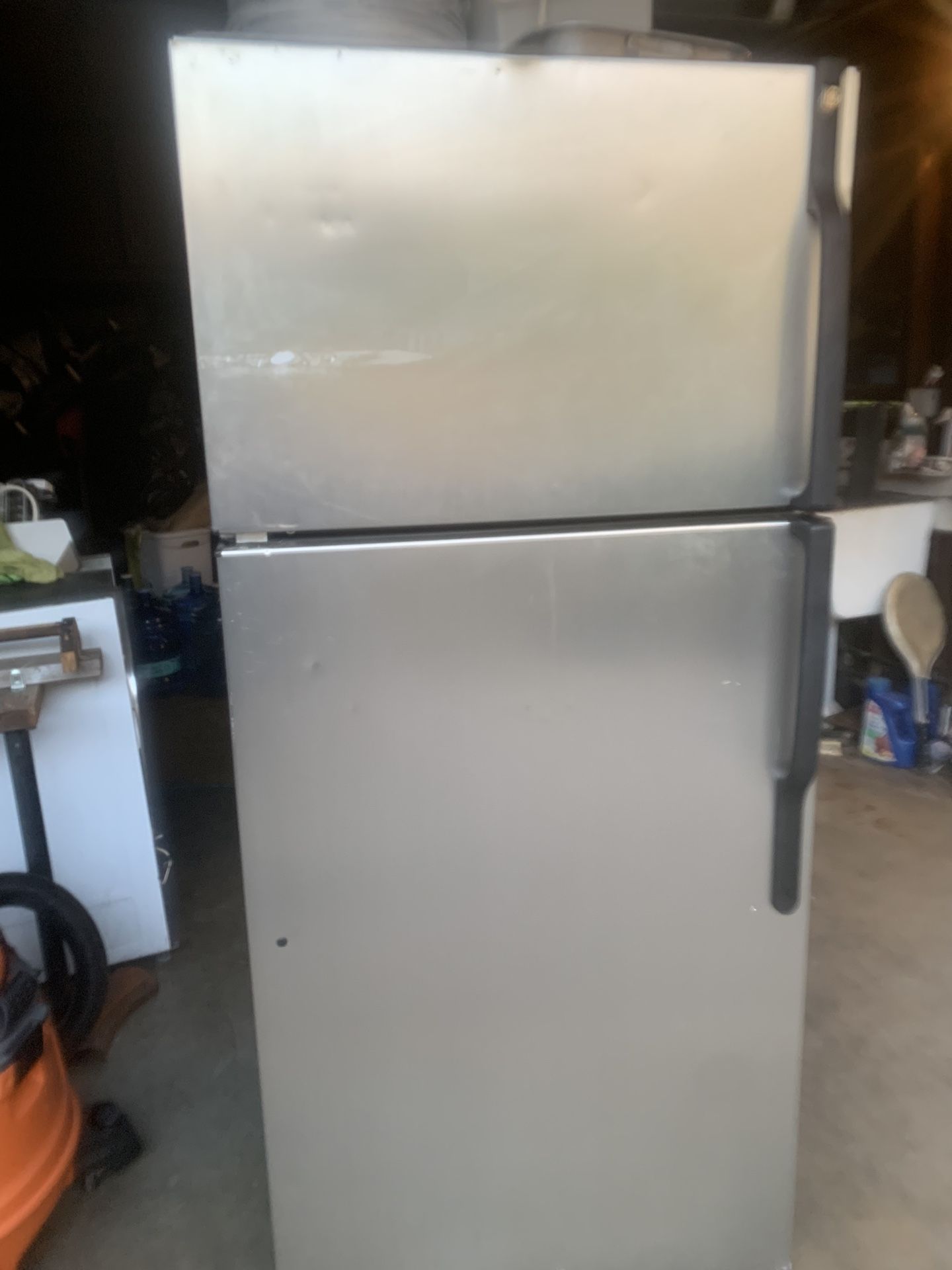 Refrigeradora