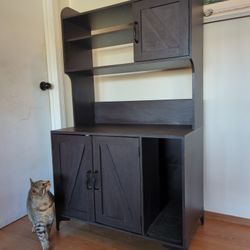 Cat Box Enclosure with Shelves