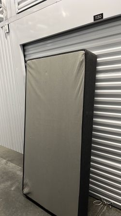 Twin size box spring