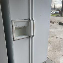 Refrigerator works great