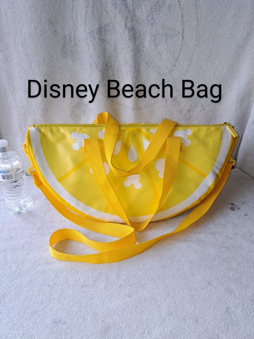 Disney Lemon Slice Large Cooler/Beach Bag In Brand New Excellent Condition Unused