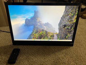 VIZIO TV 24”