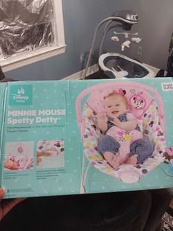 Minnie Mouse Bouncer