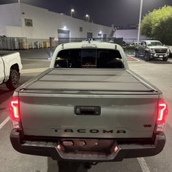 Used Tacoma Hard Top Bed Cover 
