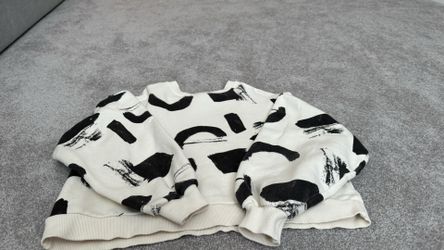 Girls’ clothing 