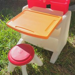 Step 2 Flip & Doodle Easel Desk with Stool