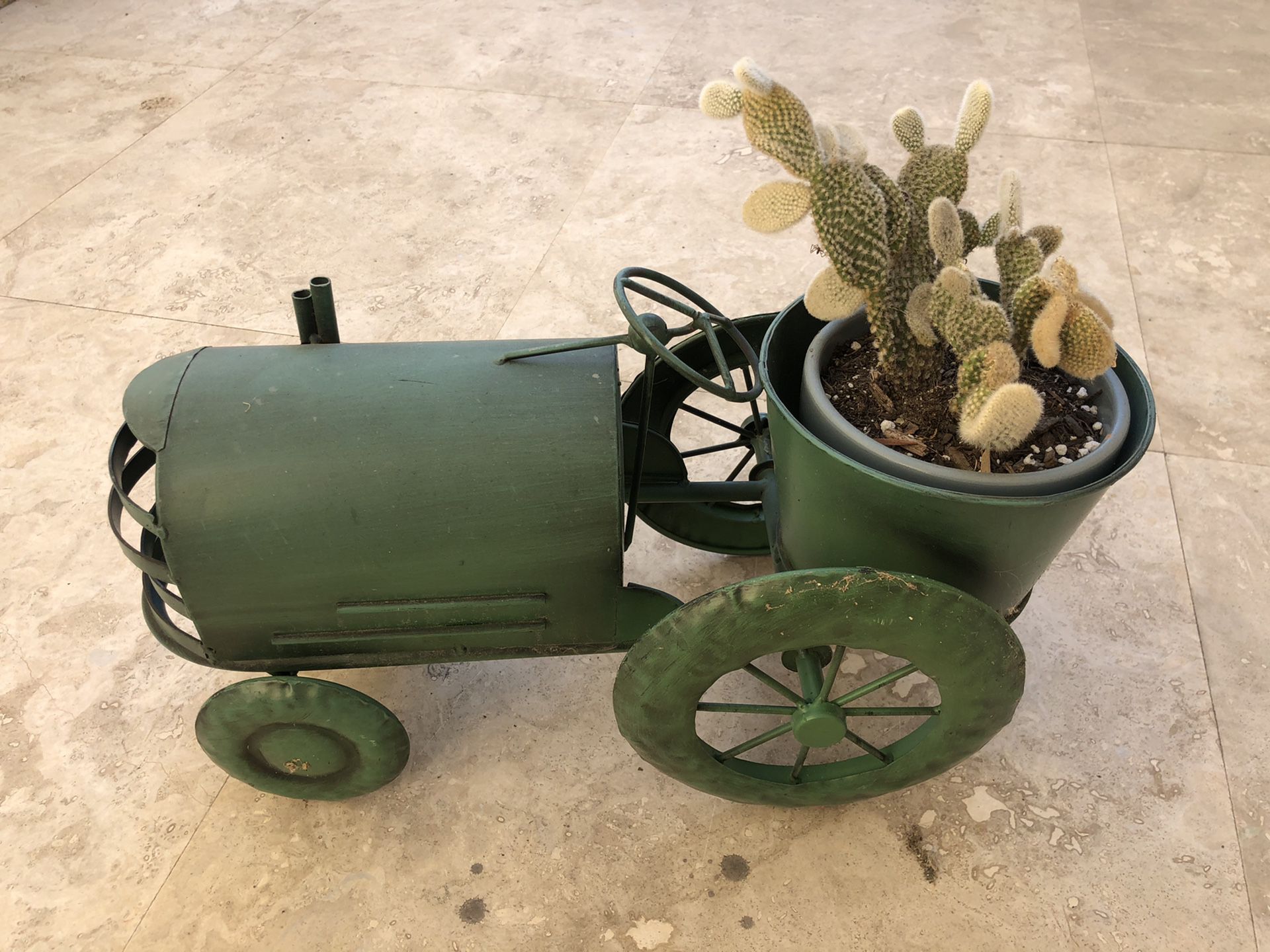 Yard decor - Tractor with live cactus