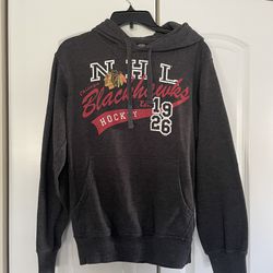 NHL Blackhawks Dark Gray Sweatshirt Sz Adult Small 