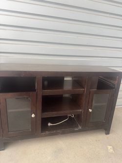 Tv stand