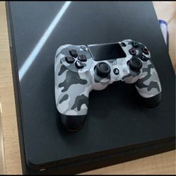 PS4 Slim 1 TB