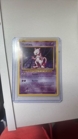 Mewtwo Pokémon card