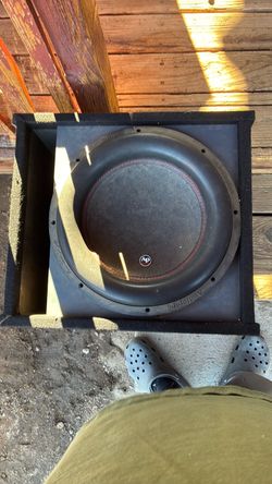 15” Subwoofer in ported box