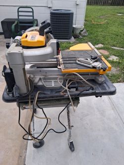 Dewalt 2400 10" wet saw