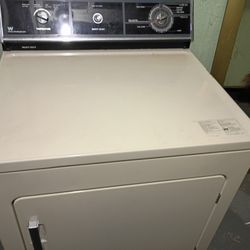 Dryer ( Must Pick Up Haul & Pick Up ) 