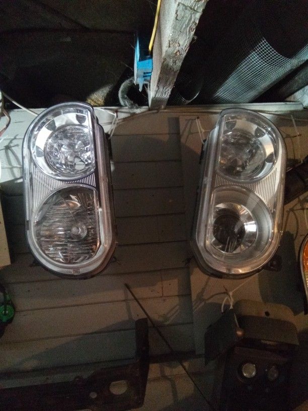 2014 Dodge Challenger Headlights