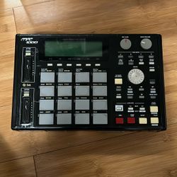 Akai MPC 1000 Sampler