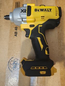 20v DeWalt impact wrench 1/2in tool only