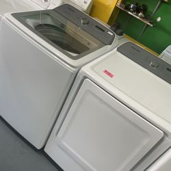 set NEW washer and dryer gas perfect working 1 year warranty delivery is available 