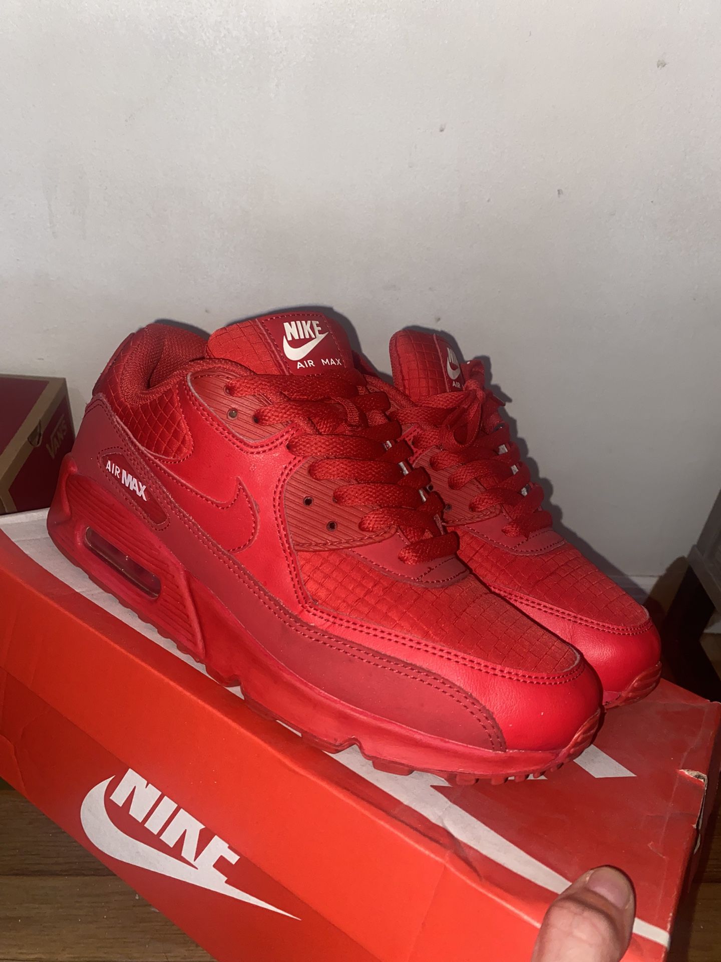 Nike Air Max 90 University Red Mens Sneakers AJ1285-602 Size 13 Triple Red Nike Air Max 90 Essential Triple Red AJ1285-602 Size 9 | eBay main image 4
