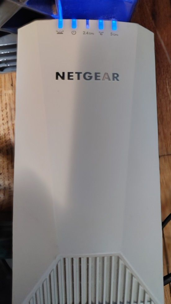 Netgear Nighthawk Tri-Band WiFi Extender