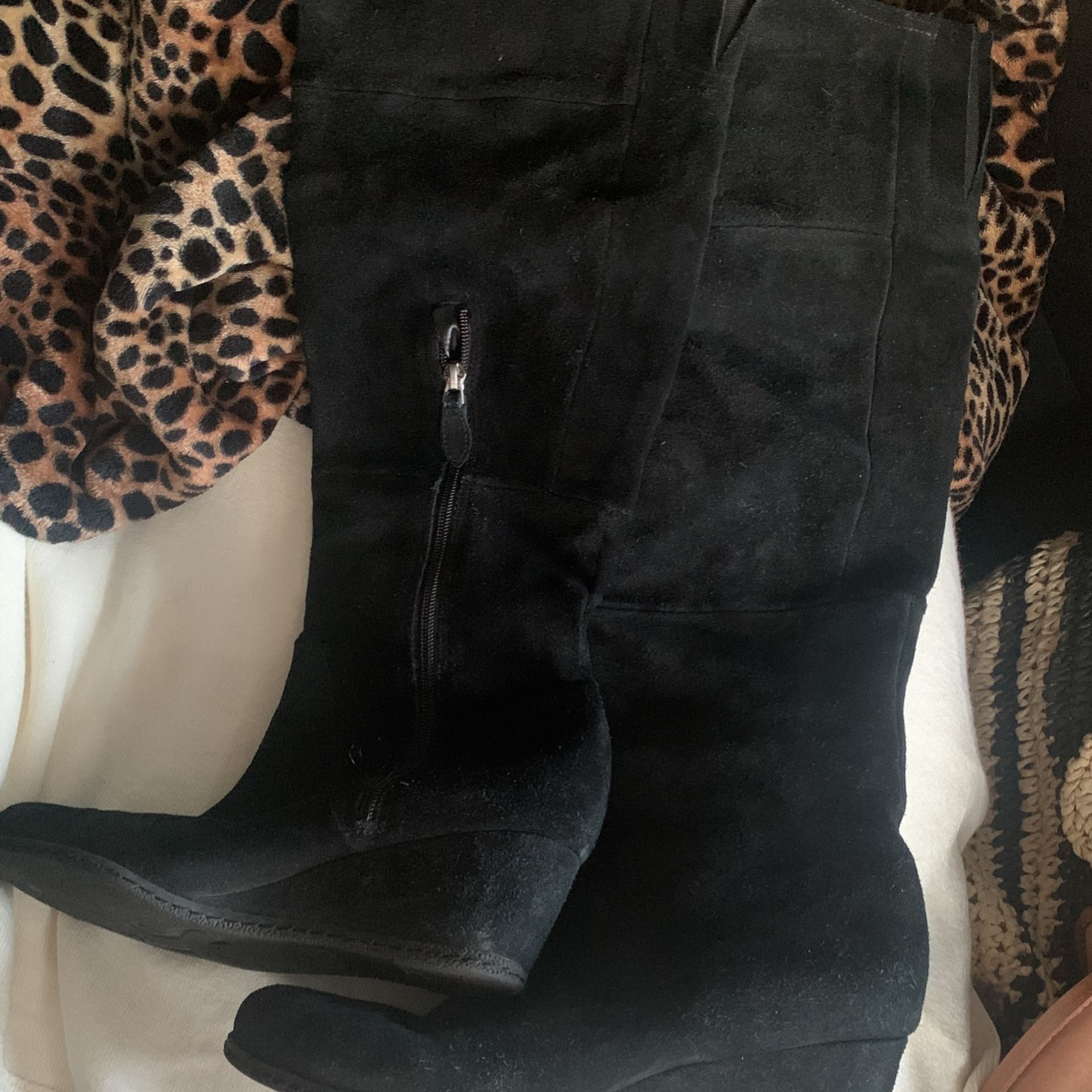Black genuine Suede Leather thigh high boots by Franco Sarto Size 10M