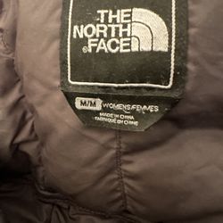 North Face Puffer Jacket Sz Medium 