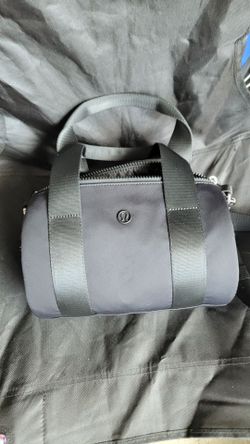 Lululemon bag