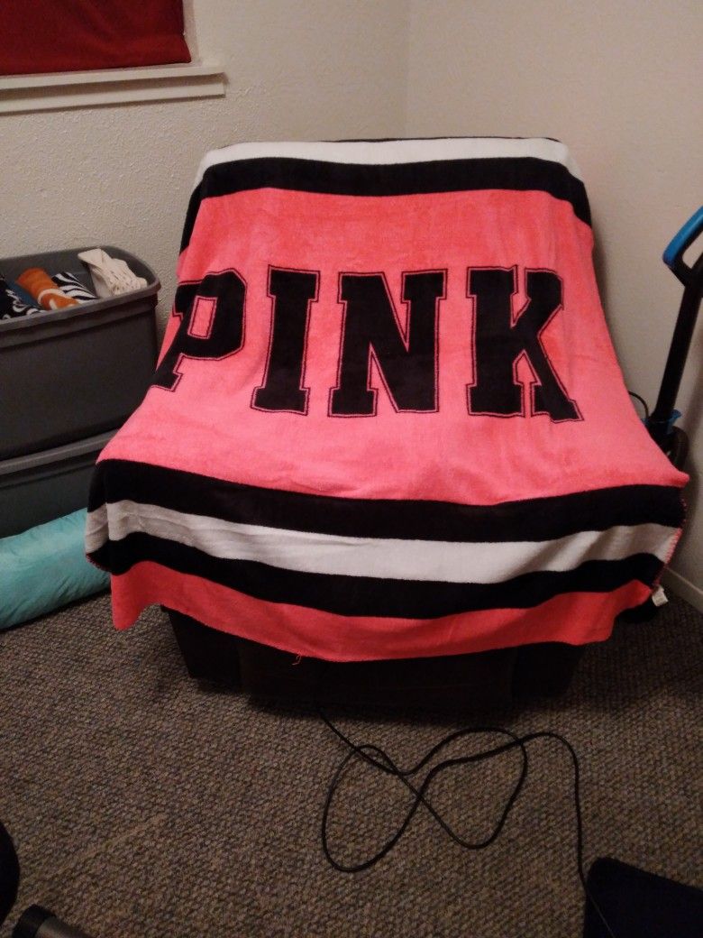 Pink Brand Soft and Cozy Throw Blanket