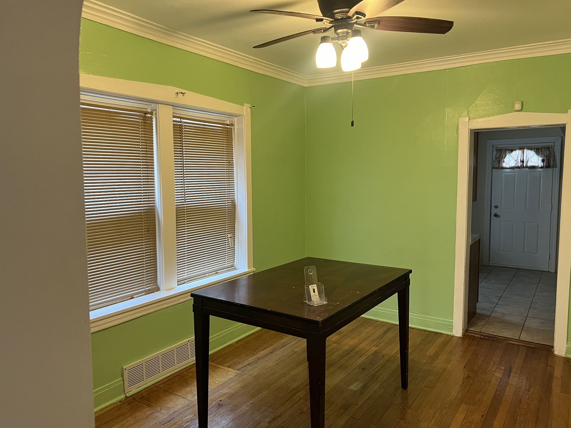 Dining Room Table 