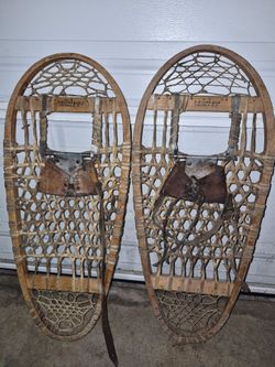 Miscellaneous cabin/home decor and antiques