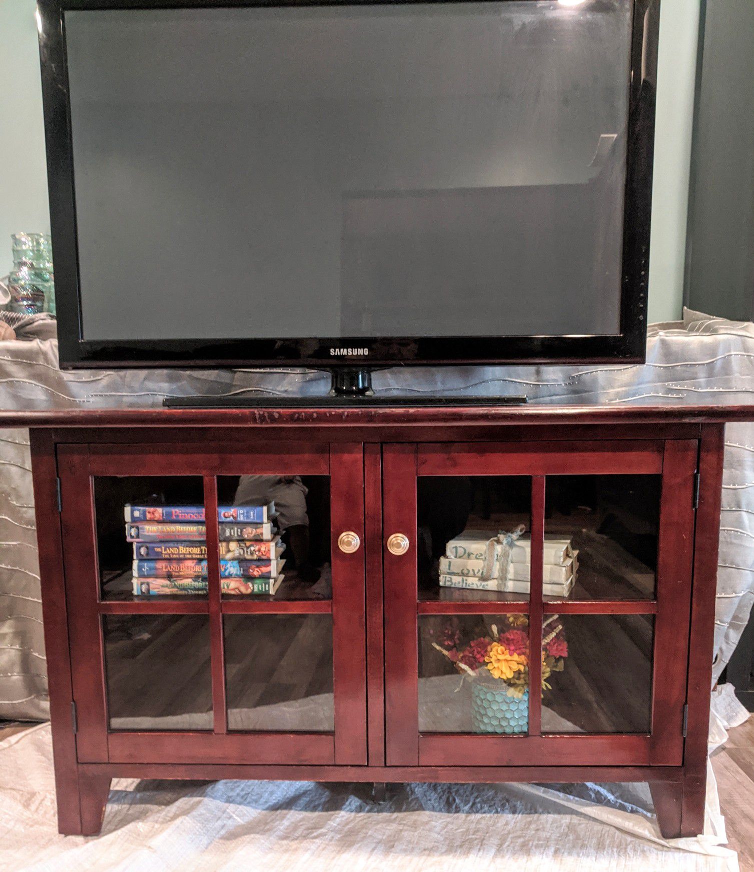 TV STAND/ MEDIA CONSOLE