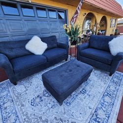 Beautiful Living Room Set Couch And Chairs Ottoman Lazy Boy Furniture Totally Deep Clean And Good Condition 