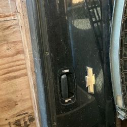 99-06 Chevy Silverado Tailgate & Grille Bundle - BLACK - MUST GO