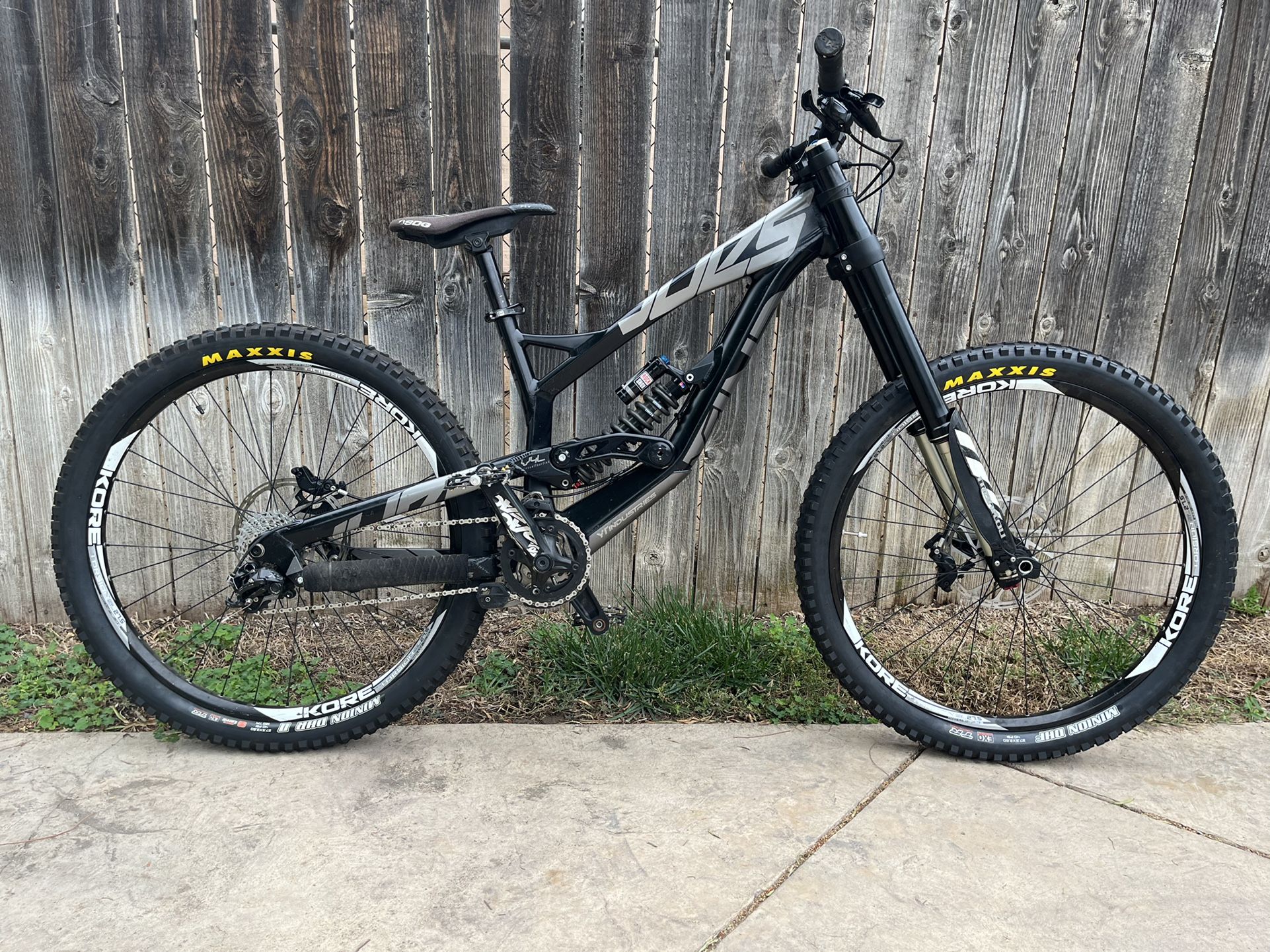 2016 Yt Tues Al Mountain Bike