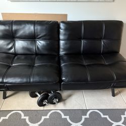 Black Futon