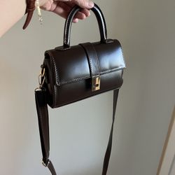 Faux Leather Crossbody Purse (Dark Brown)