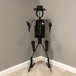 Handcrafted, Metal cowboy statue 👍