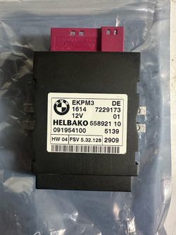06 - 13 Used OEM BMW Helbako EKP Fuel pump relay control module EKPM3 HW04 N54 N55 E8X E9X