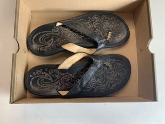 Olukai Women’s Sandals Flip Flops Size 9 Black