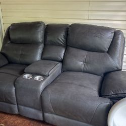 2 Seat Recliner (Dark Gray) Used!